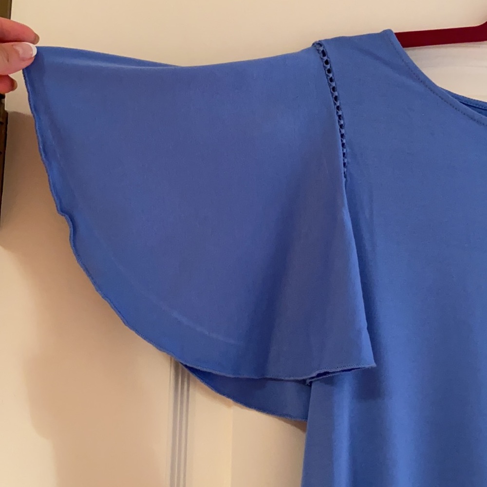 Blue Top - Picture 2 of 3